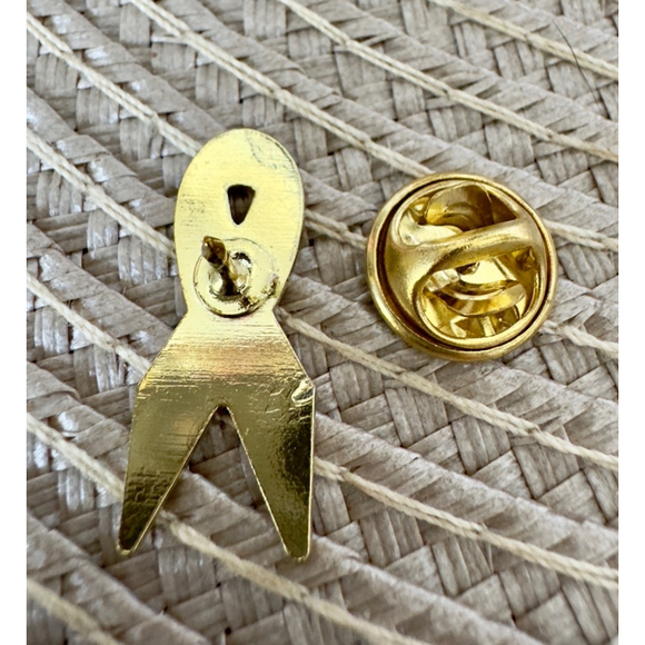 LOT Of 10 ❗️Awareness Ribbon Lapel Pin Breast Cancer Pink Enamel and Gold Metal - Picture 3 of 4